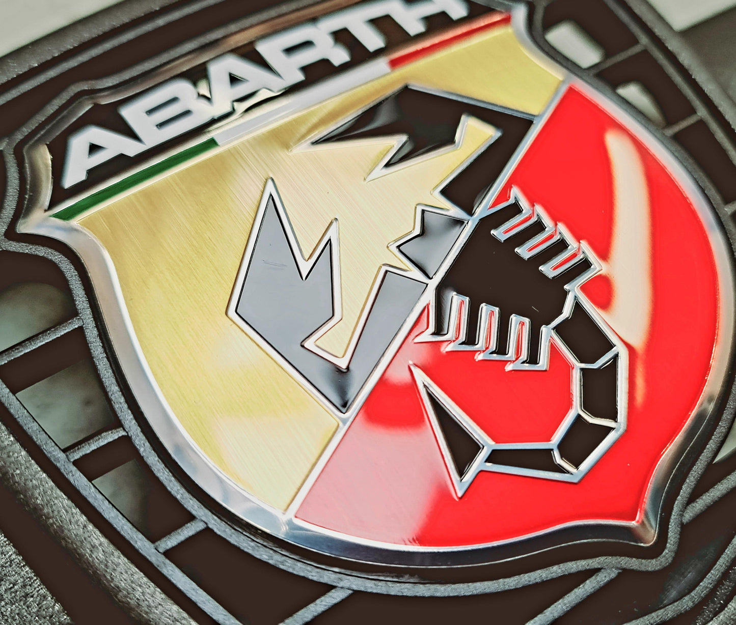 Front Badge & Trim - 500 Abarth Competizione - Abarth Tuning